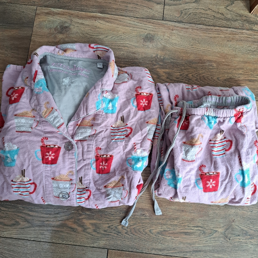 Womens P.J. Salvage flannel pajama set